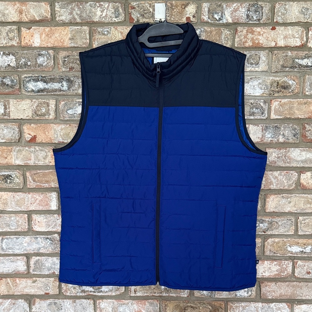 GAP Men's Two-Tone Blue and Black Vest